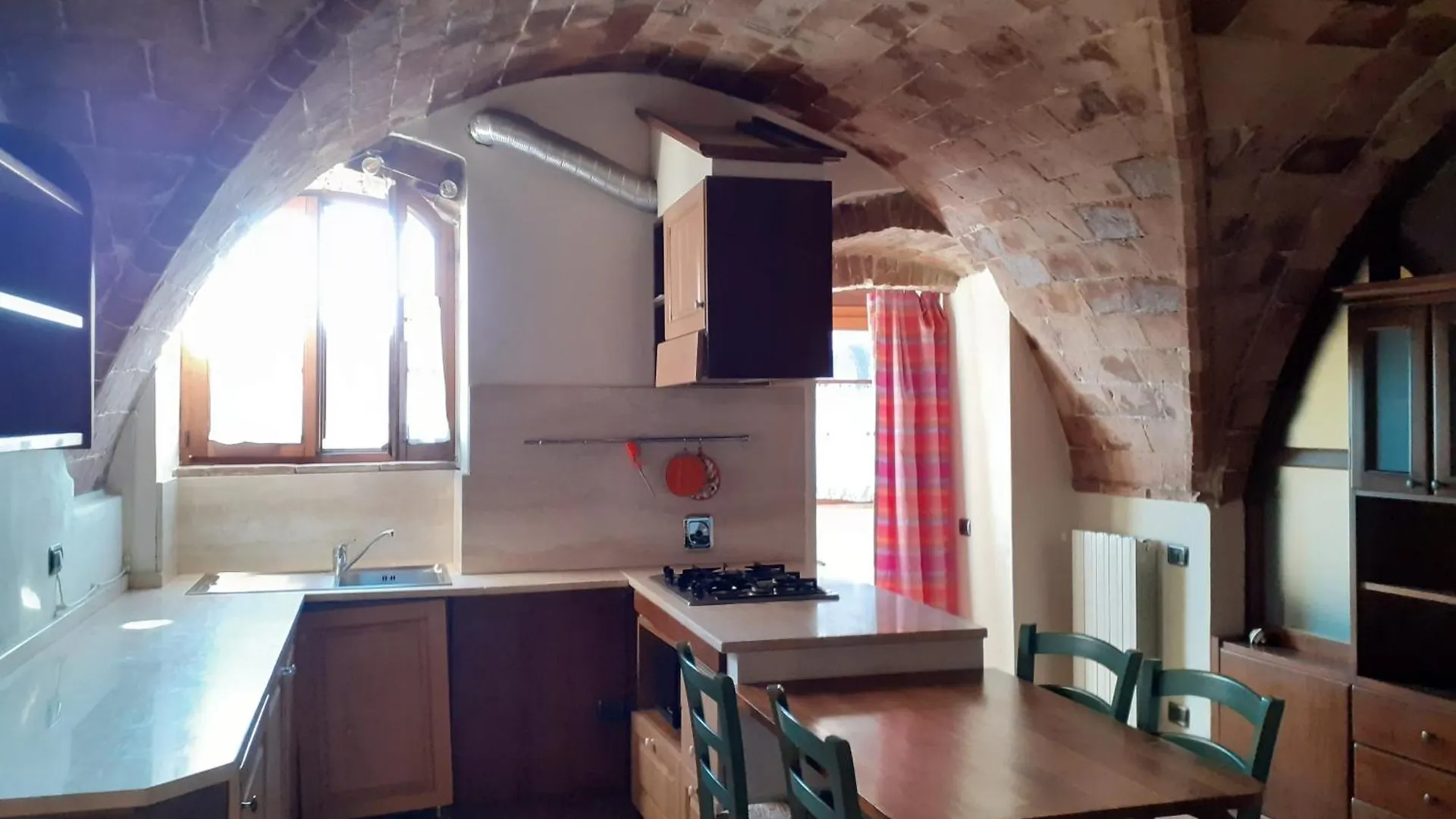 Farm stay Agriturismo Alle Rose Villa Volterra Italy