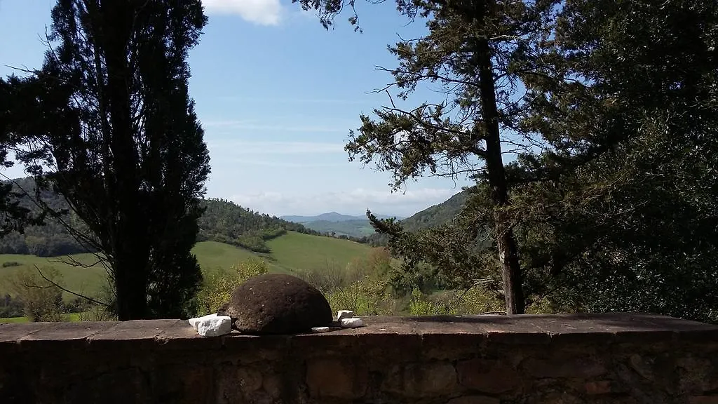 Farm stay Agriturismo Alle Rose Villa Volterra Italy